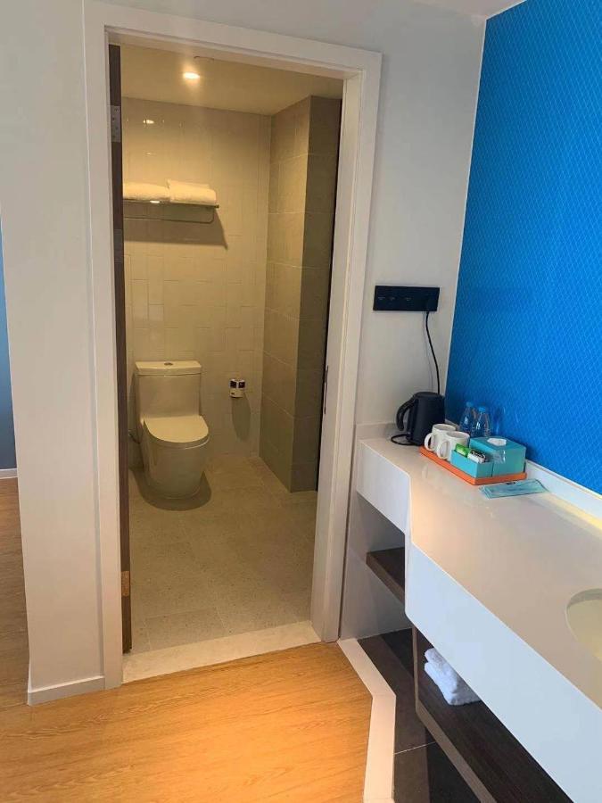 Holiday Inn Express Shanghai Baoyang By Ihg Esterno foto