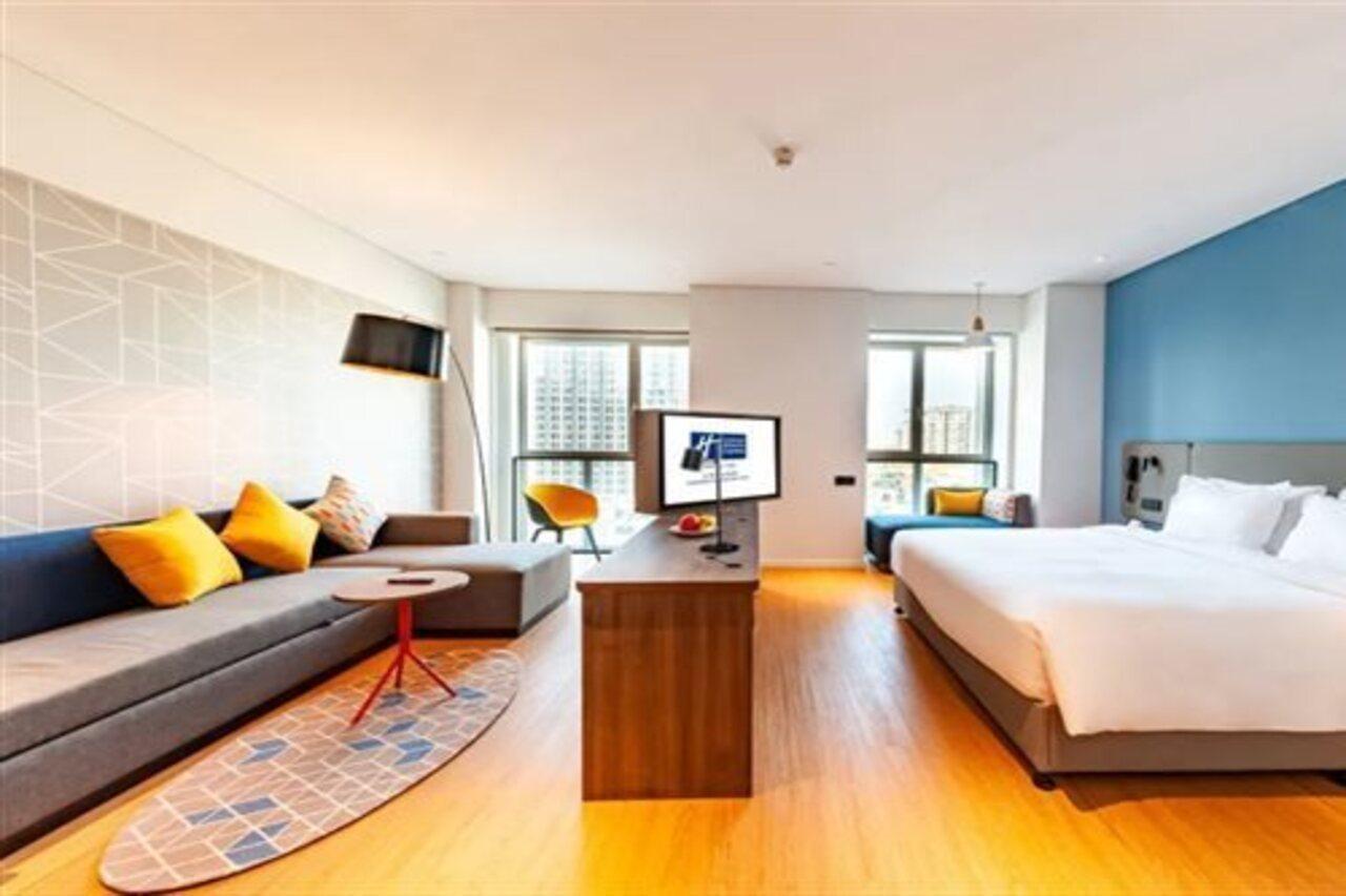 Holiday Inn Express Shanghai Baoyang By Ihg Esterno foto